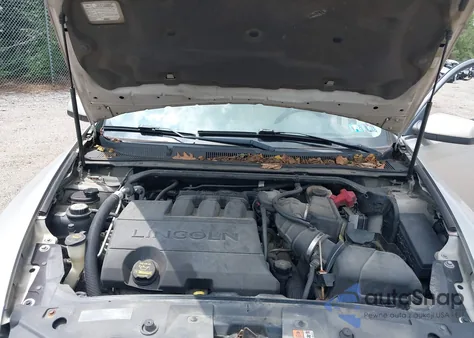 2009 Lincoln Mks from USA, damaged, VIN 1LNHM93RX9G610591